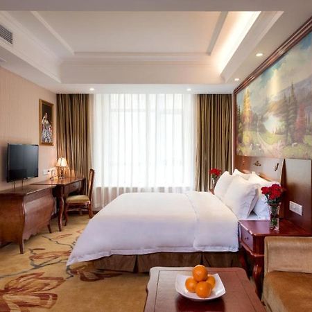 Vienna Hotel Puning South Huancheng Road High-Speed Train Station Eksteriør bilde