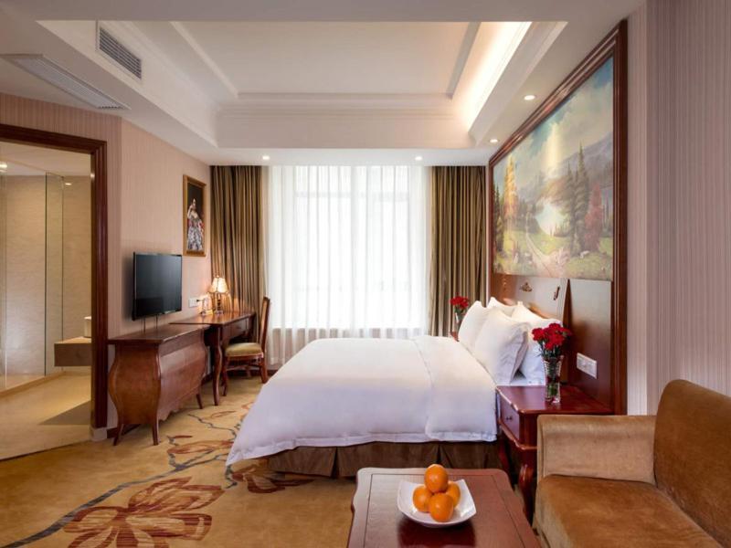 Vienna Hotel Puning South Huancheng Road High-Speed Train Station Eksteriør bilde