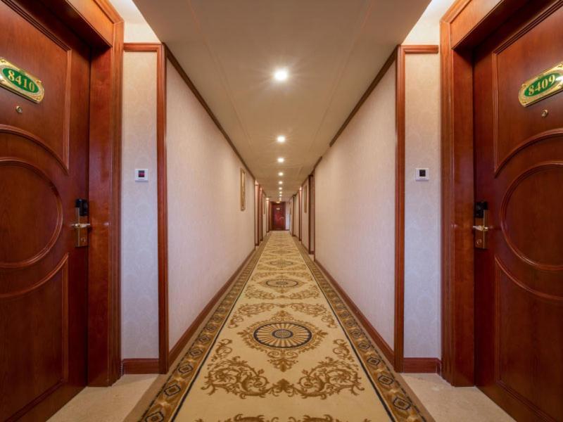 Vienna Hotel Puning South Huancheng Road High-Speed Train Station Eksteriør bilde